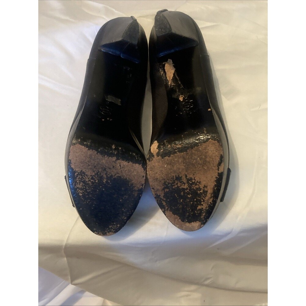 Burberry Black Leather Buckle Pumps Quilted Insoles Sz 5 Designer Heels - Picture 10 of 13